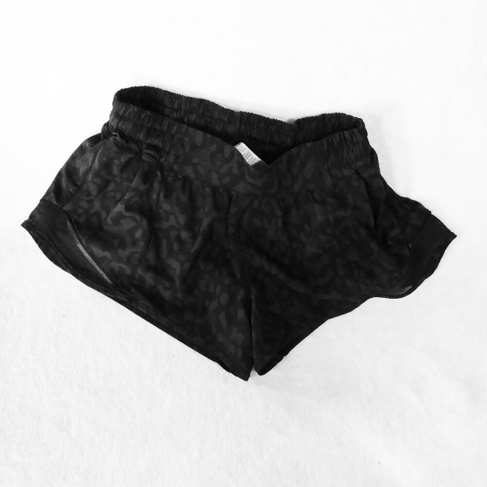 Lululemon Mottled Grey/Black lined Running Short Size 6 Reg